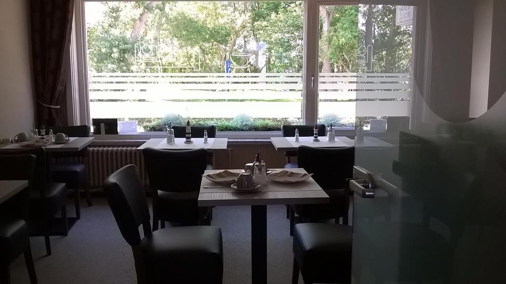 Kokodor Panzió De Haan Kültér fotó